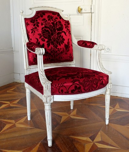 Fauteuil bois sculpté - en,