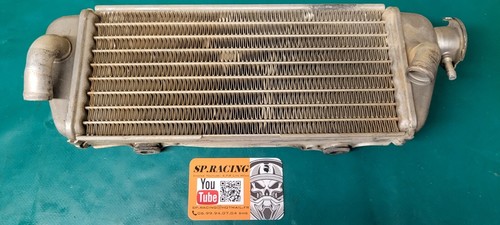 Radiateur côté bouchon - radiateur,