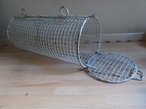 Ancienne nasse pour - , pêche