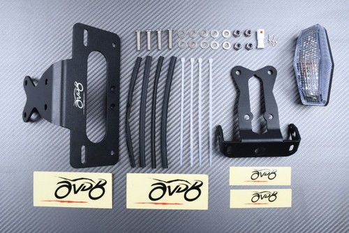 Support plaque feu stop - de, +