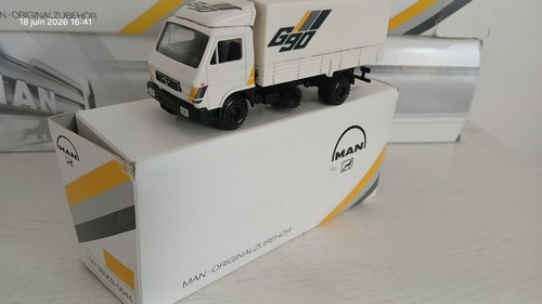 Conrad camion man b90 - man, 1/50