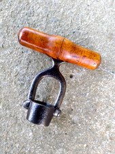 ANCIEN RONDEAU DECOUPE HOSTIES - OUTIL RELIGIEUX EGLISE -