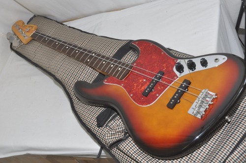 Guitare électrique fender - guitare,