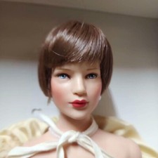 Poupée de mode de luxe