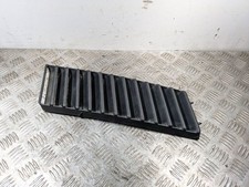 Volkswagen Transporter - Caravelle T3 Front bumper upper radiator grill LIQ3215