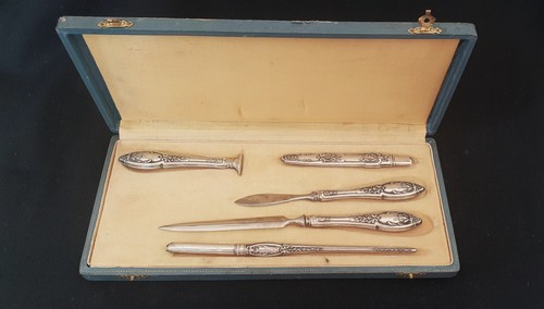 Ancien necessaire - ancien,
