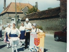 Snapshot Colors Ailleville Champagne Party Costume Carnival Fun Streets 