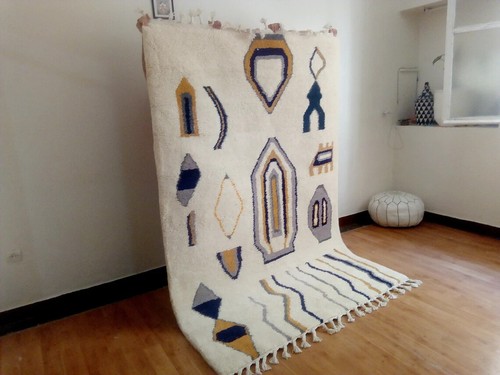 Tapis marocain fait - , main