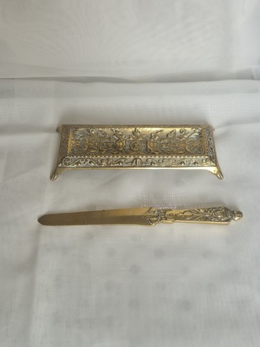 Coupe papier support ancien - coupe, et
