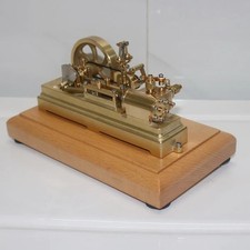 Mini modèle de machine à