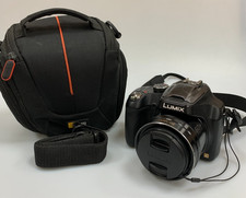 (SO4) Panasonic Lumix DMC-FZ72 Digital Camera + Carry Case