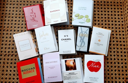 Lot echantillons parfum - echantillons,