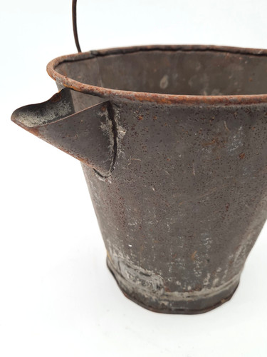 Ancien seau métal pour - seau, en