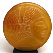 Ancienne amulette de perles