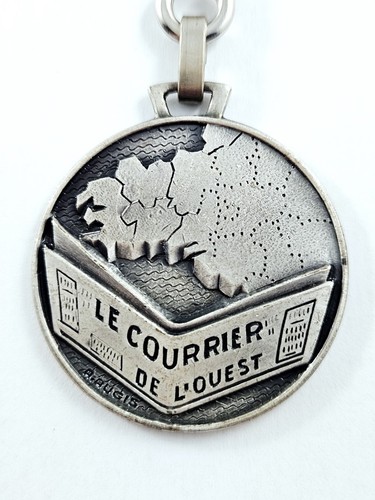 Porte cles augis le - le, courrier