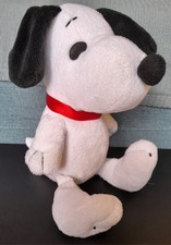 Snoopy Charlie Brown Peanuts Original 23cm Dog Plush Doll