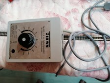 echelle HO et N titan 807