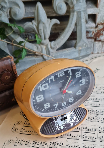 Ancien reveil radio vintage - ancien,