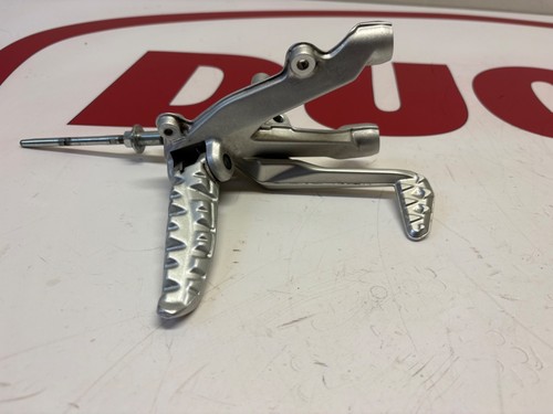 Ducati support pied droit