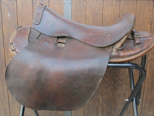Selle militaire français - selle,