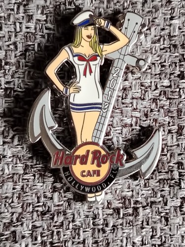 Pin girl hard rock - pin,