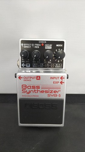 Pédale synthé basse boss - pédale,