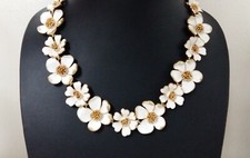 Oscar de la Renta-Collier