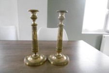 Ancienne paire de bougeoirs en