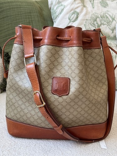 Sac seau céline macadam beige - céline,