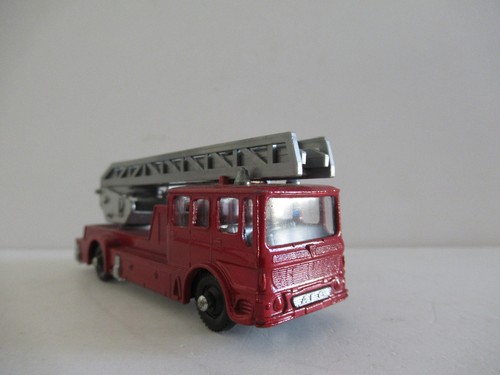 Miniature pompiers grande - pompiers,