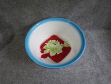 ancienne bassine en tôle