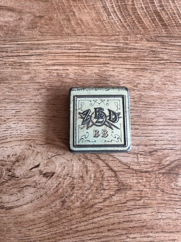 Ancienne boite publicitaire - ancienne,