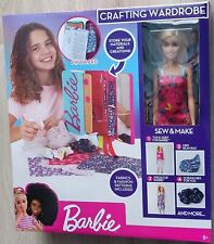 Garde-robe artisanale Barbie -