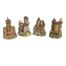 Russ Berrie Miniature Castle Figurines Lot of 4 Made in Taiwan ROC #1521