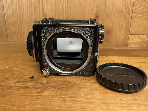 Read near mint mamiya m645 - *read, mint*