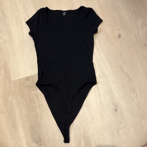 Body noir - body,