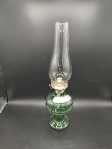 Ancienne lampe pétrole - à,