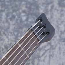 Basse électrique Ibanez EHB1505MS noire glace plate 5 cordes d'occasion 3,23 kg