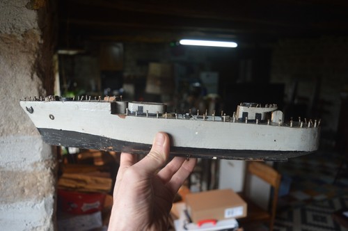 Maquette bateau bois - bateau, cuirassé