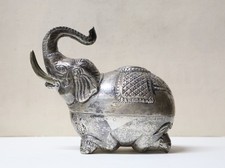 Ancienne Boite à Betel à