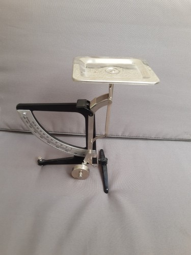 Balance ancienne poids lettres