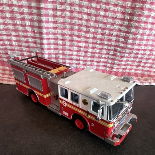 Hachette camion pompiers - camion, de