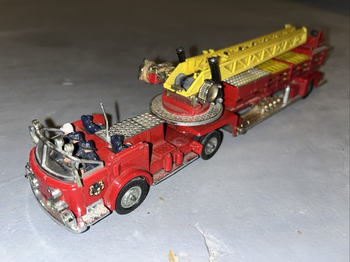 Aerial rescue tractor - aerial,