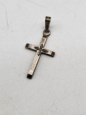 Zk32 - Croix en argent massif