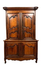 Buffet deux corps style Louis