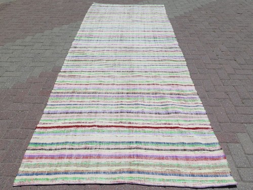 Tapis vintage rayé