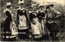 Old postcard Breton Group - A Rooster for Four Chickens (1295694)