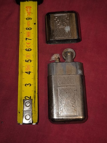 Briquet nickelé complet art
