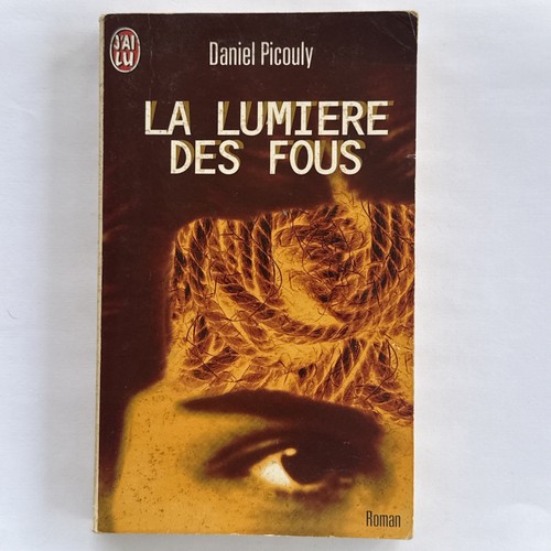 Livre poche lumière des - livre, la