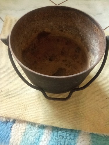Cocotte fonte noire ronde - , avec